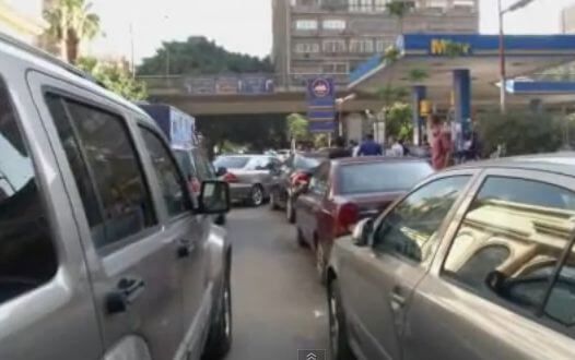 Egyptian gas queue