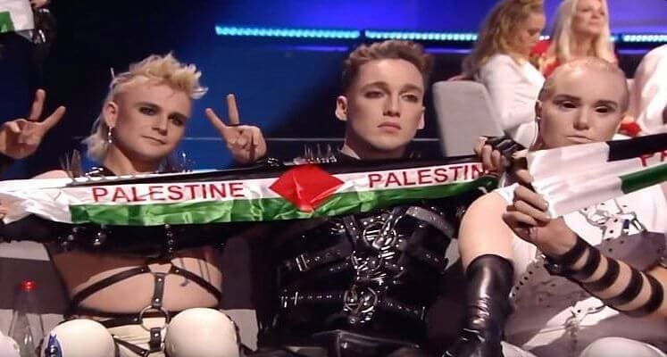 Hatari hold up Palestinian flags at the Eurovision.