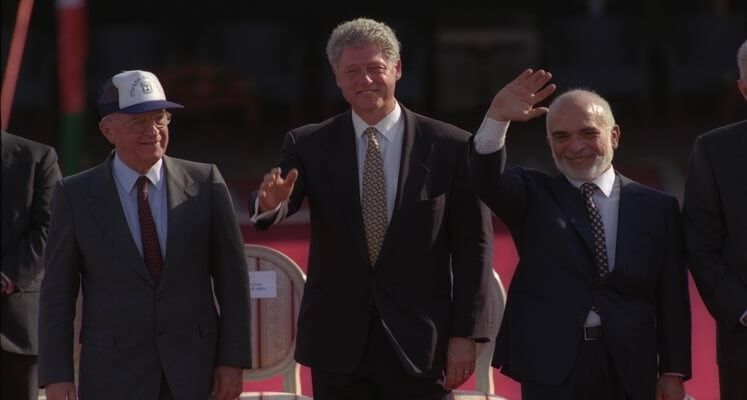 PM Rabin, Pres. Clinton and King Hussein after signing the Israeli-Jordanian peace treaty Credit: Israeli GPO / OHAYON AVI,
